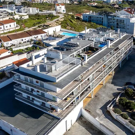 T2 Azure Coast アパート *